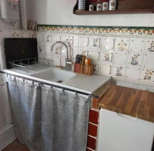 Maison Dans La Magnifique Village De Дом отдыха *