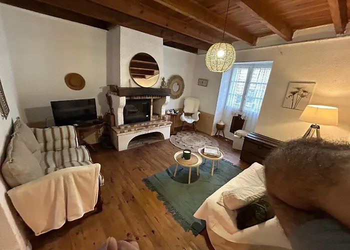 Maison Dans La Magnifique Village De Дом отдыха *